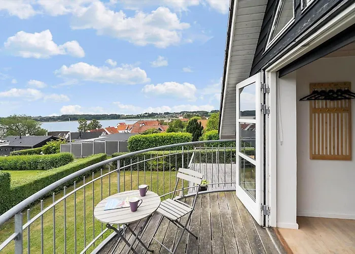 بيت للعطل Sj288-hejlsminde-bakkevej-mindegarden-15 *