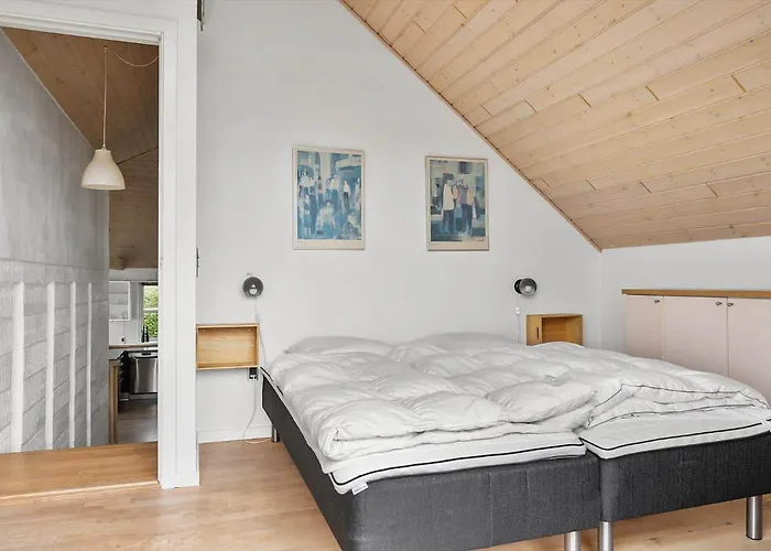 Sj288-hejlsminde-bakkevej-mindegarden-15 بيت للعطل